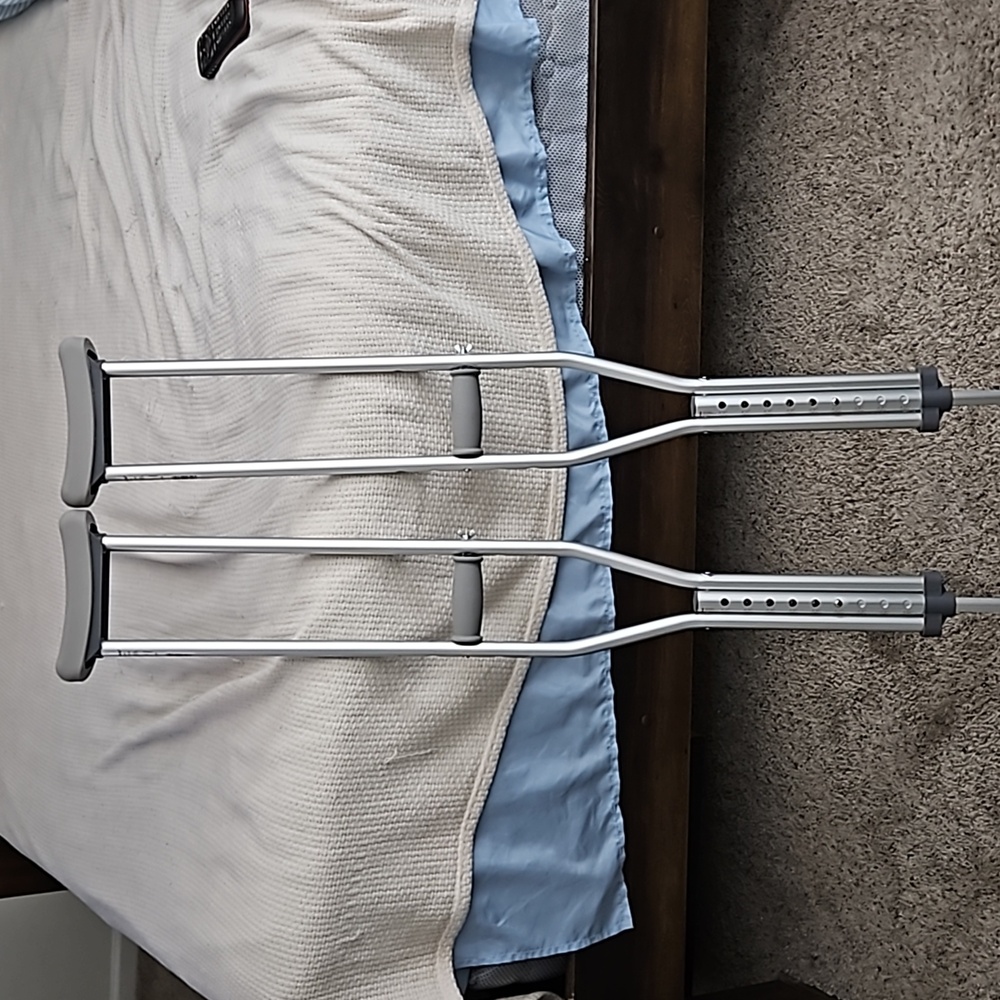 Crutches,Used 1 Time For 5 Minutes.Great Condition,New W/O Tags.